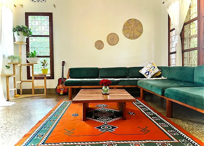 Goodtimewithfar House